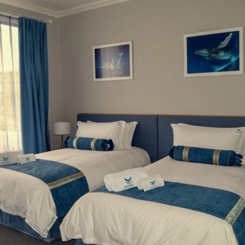 Blue Whale Hotels Уолфиш Бей Екстериор снимка